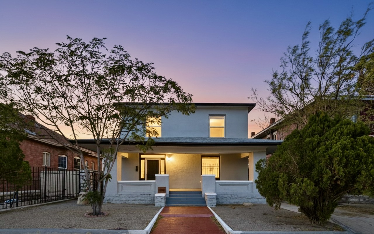 1305 East Rio Grande Avenue